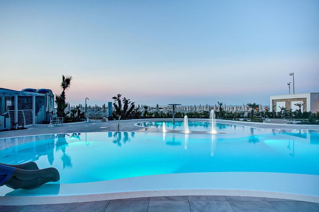 Hotel Aragosta Cattolica Exterior photo